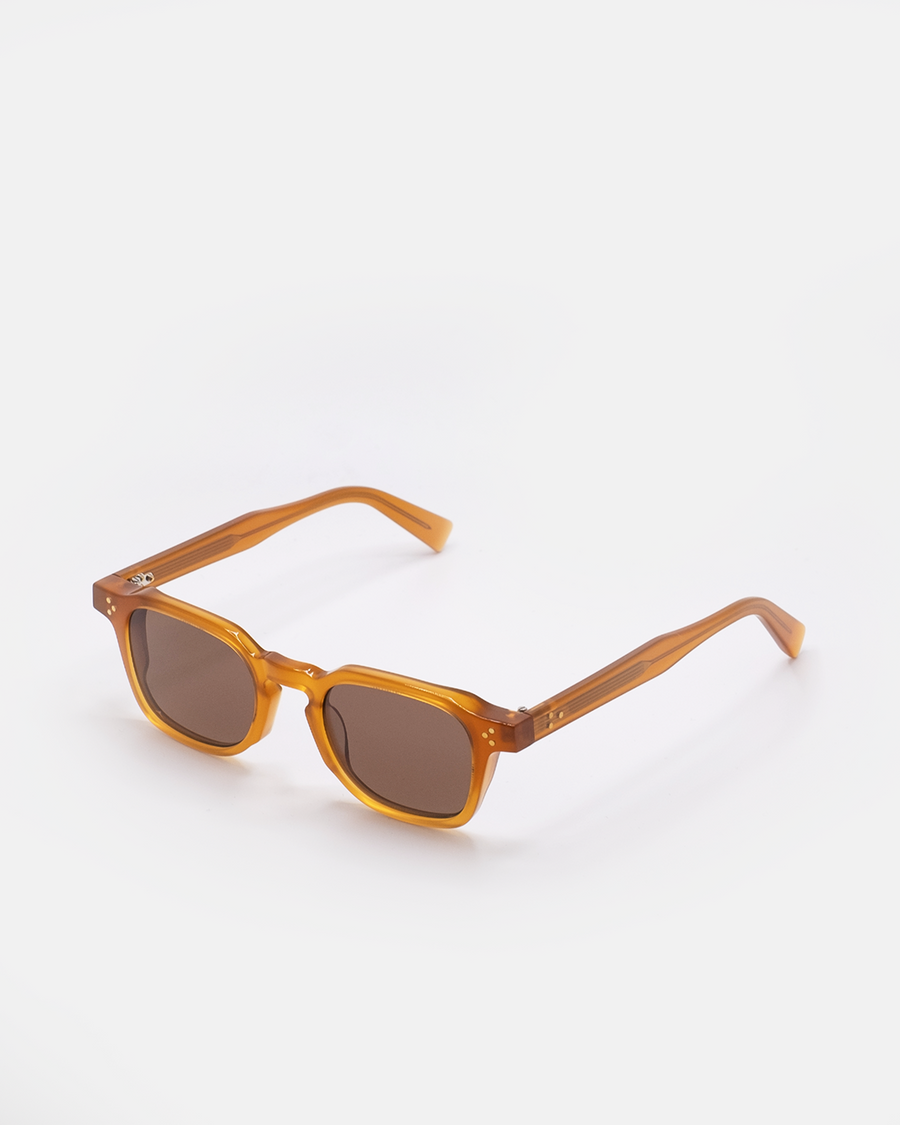 GoldenEra – Honey/Brown